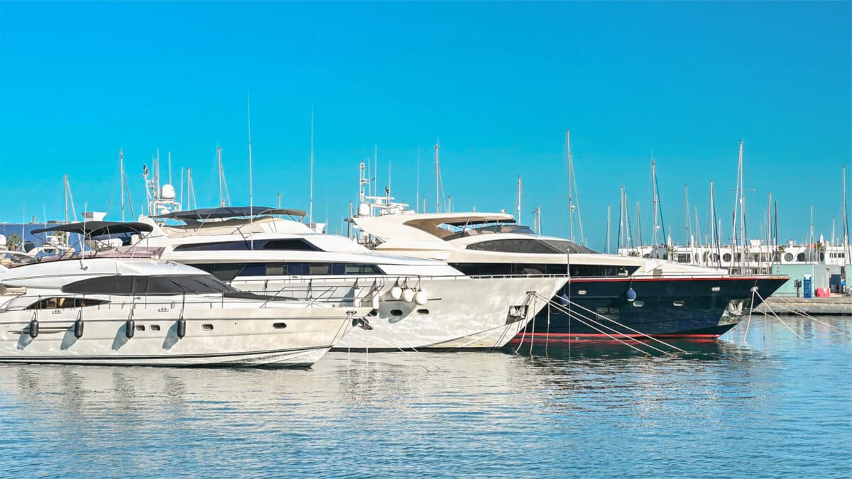 GT (Gross Tonnage) et UMS (Universal Measurement System) dans le yachting professionnel