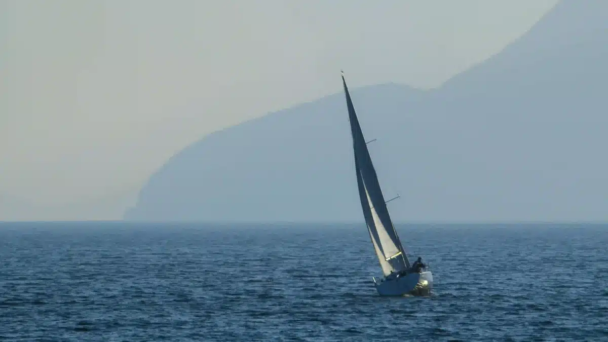 Les plus grands records de navigation à la voile et en mer - The Yachter