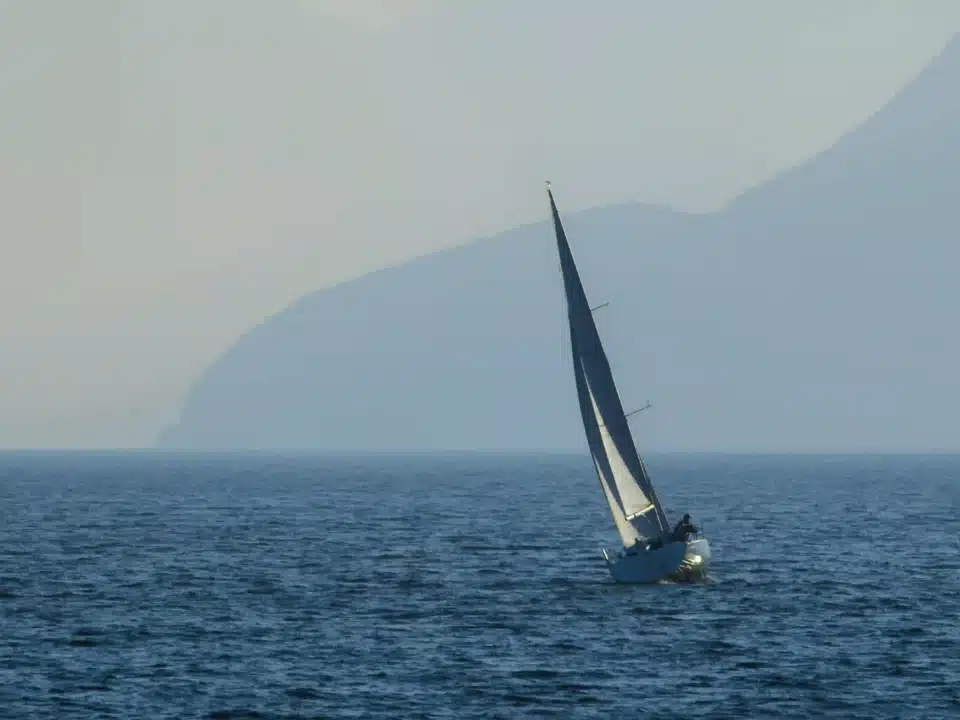 Les plus grands records de navigation à la voile et en mer - The Yachter